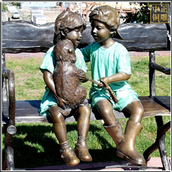 兩個小孩抱小狗人物銅雕塑