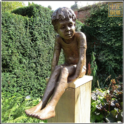 小男孩人物銅雕塑